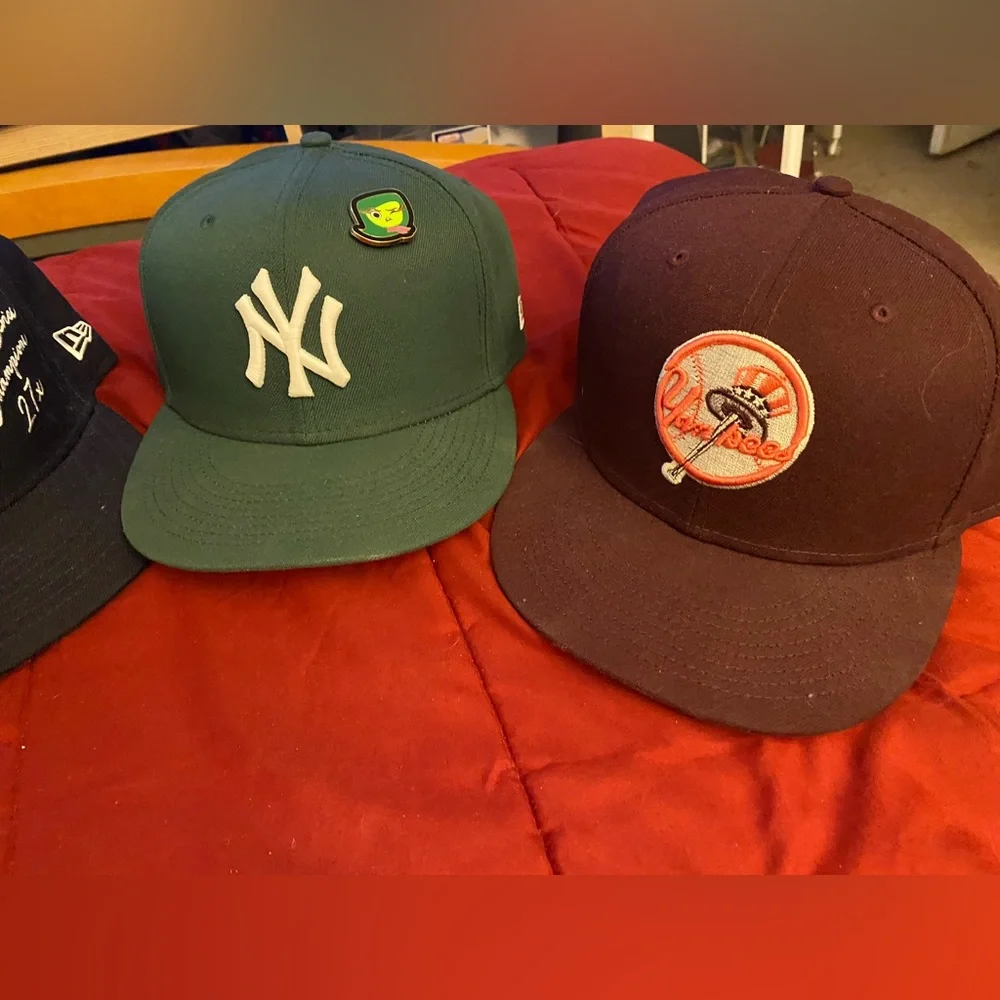 Lot of New era fitted hats - Picture 10 of 12